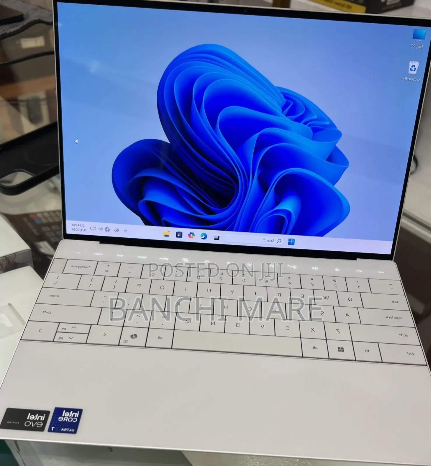 New Laptop Dell XPS 13 16GB Intel Core Ultra 7 SSD 512GB