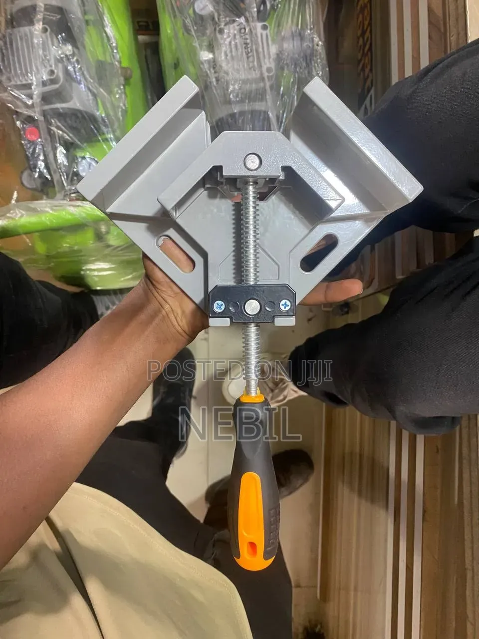 90° Corner Clamp