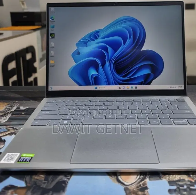 New Laptop Dell Inspiron 15 16GB Intel Core i7 SSD 512GB