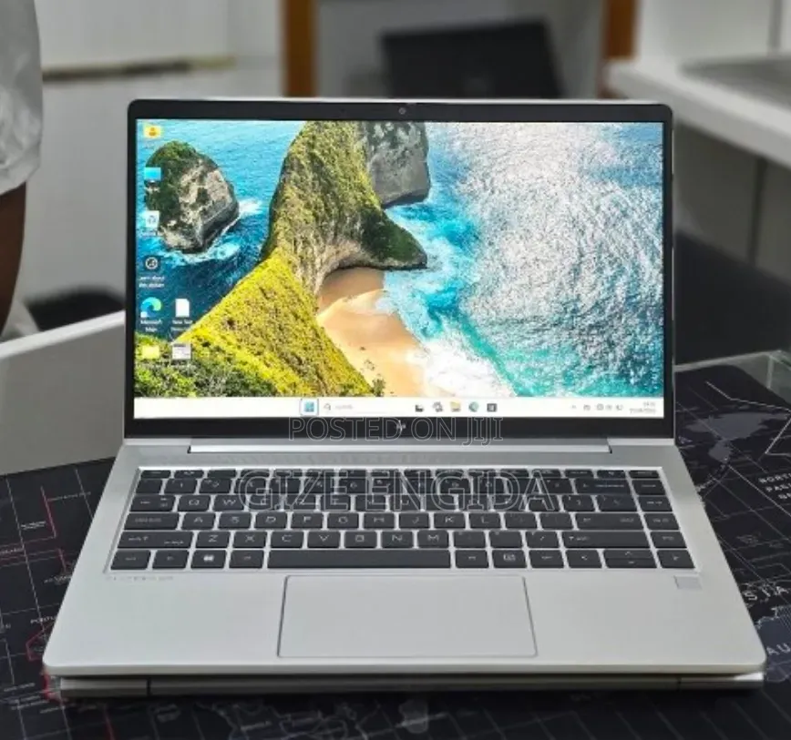 New Laptop HP EliteBook 645 G10 16GB AMD Ryzen 5 SSD 512GB