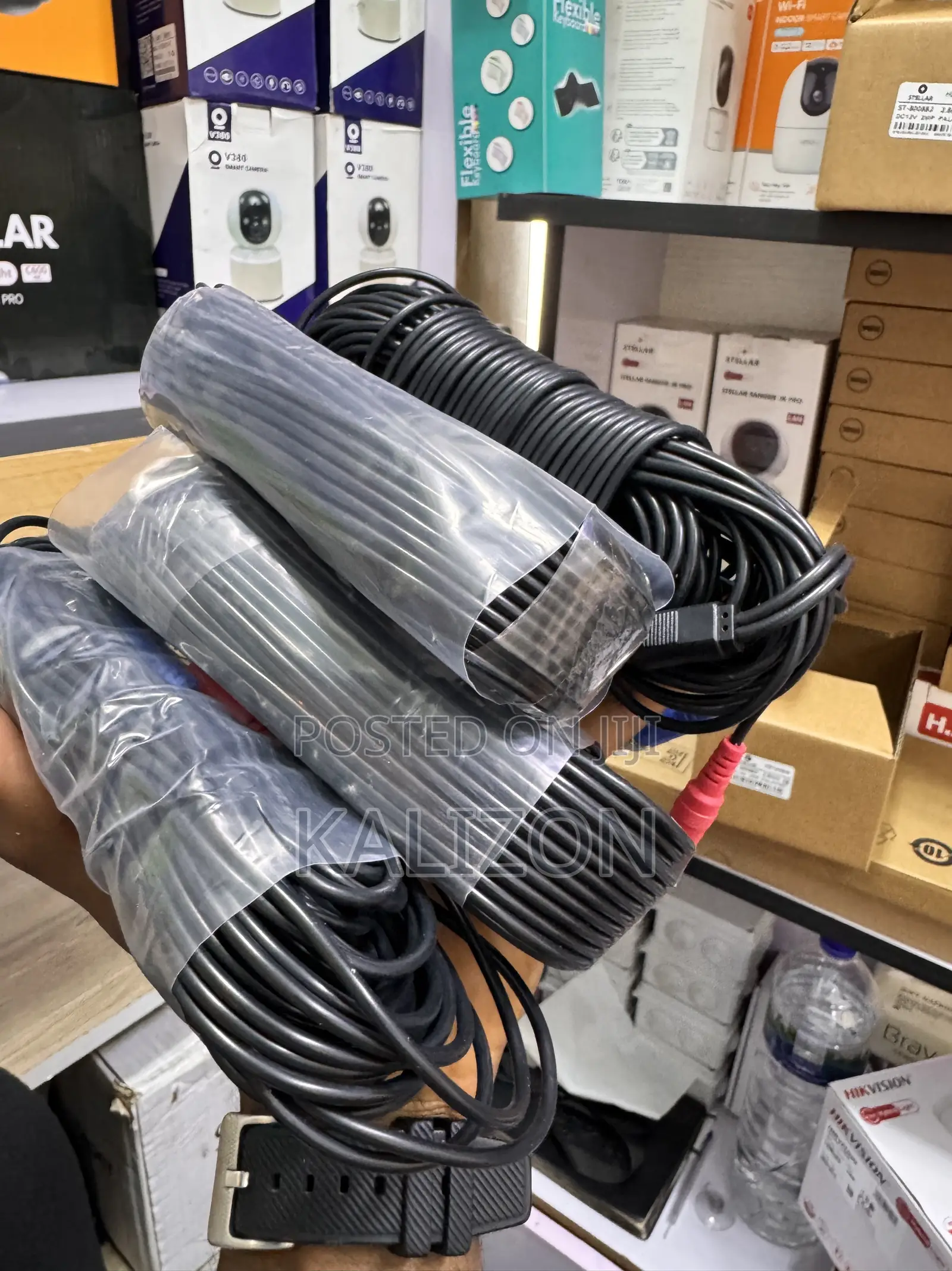 የደህንነት ካሜራ Stellar 4-Channel HD Security Camera System Kit