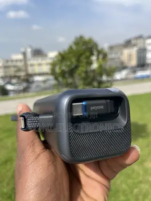 Anker Power Bank (, 165W, Built-in and Retractable Cables)