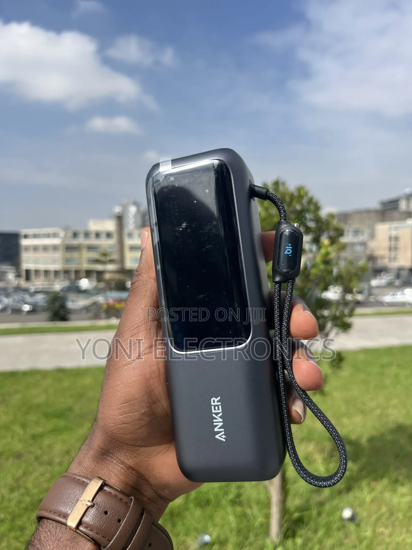 Anker Power Bank (, 165W, Built-in and Retractable Cables)