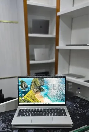 New Laptop HP EliteBook 645 G10 16GB AMD Ryzen 5 SSD 512GB