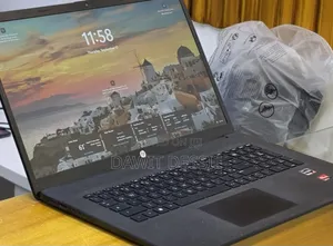 New Laptop HP 16GB AMD Ryzen 7 SSD 512GB