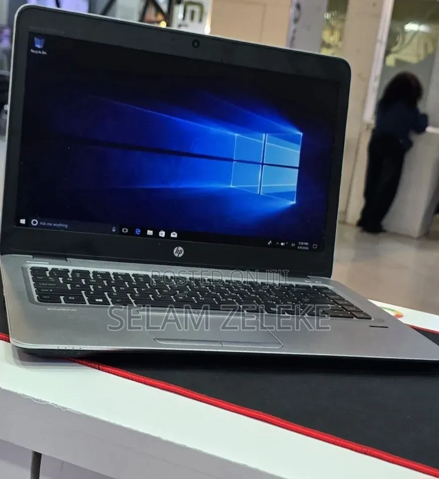 New Laptop HP EliteBook 840 G8 8GB Intel Core i7 SSD 512GB