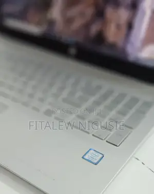 New Laptop HP Pavilion 15 8GB Intel Core i5 HDD 1T
