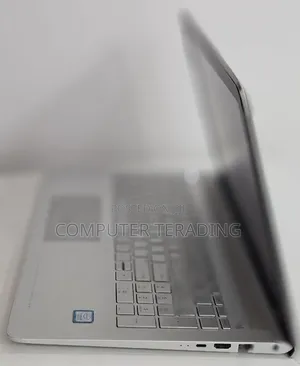 New Laptop HP Pavilion 15 8GB Intel Core i5 HDD 1T