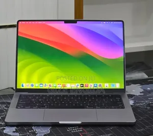 New Laptop Apple MacBook Pro 2023 M3 8GB Apple M3 Pro SSD 512GB