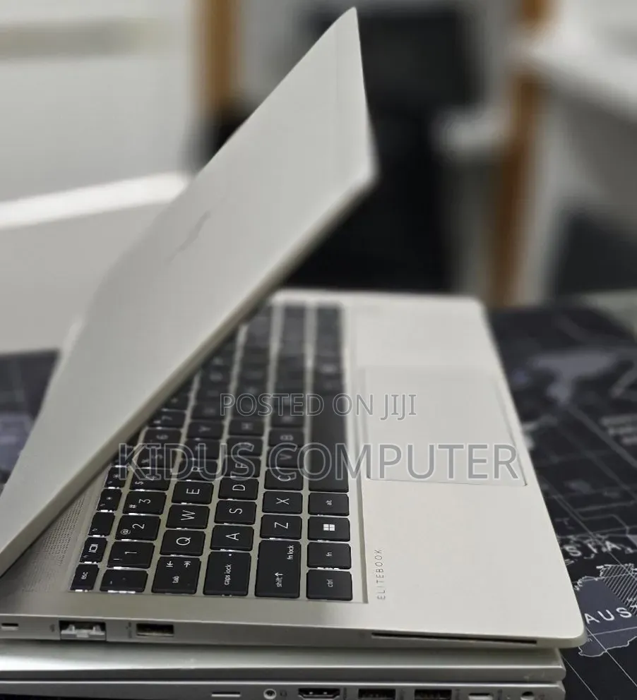 New Laptop HP EliteBook 645 G10 16GB AMD Ryzen 5 SSD 512GB