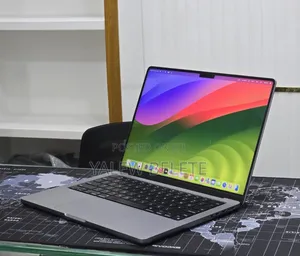 New Laptop Apple MacBook Pro 2023 M3 8GB Apple M3 SSD 512GB