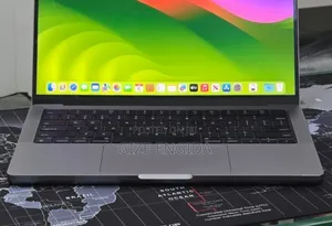 New Laptop Apple MacBook Pro 2023 M3 8GB Apple M3 Pro SSD 512GB
