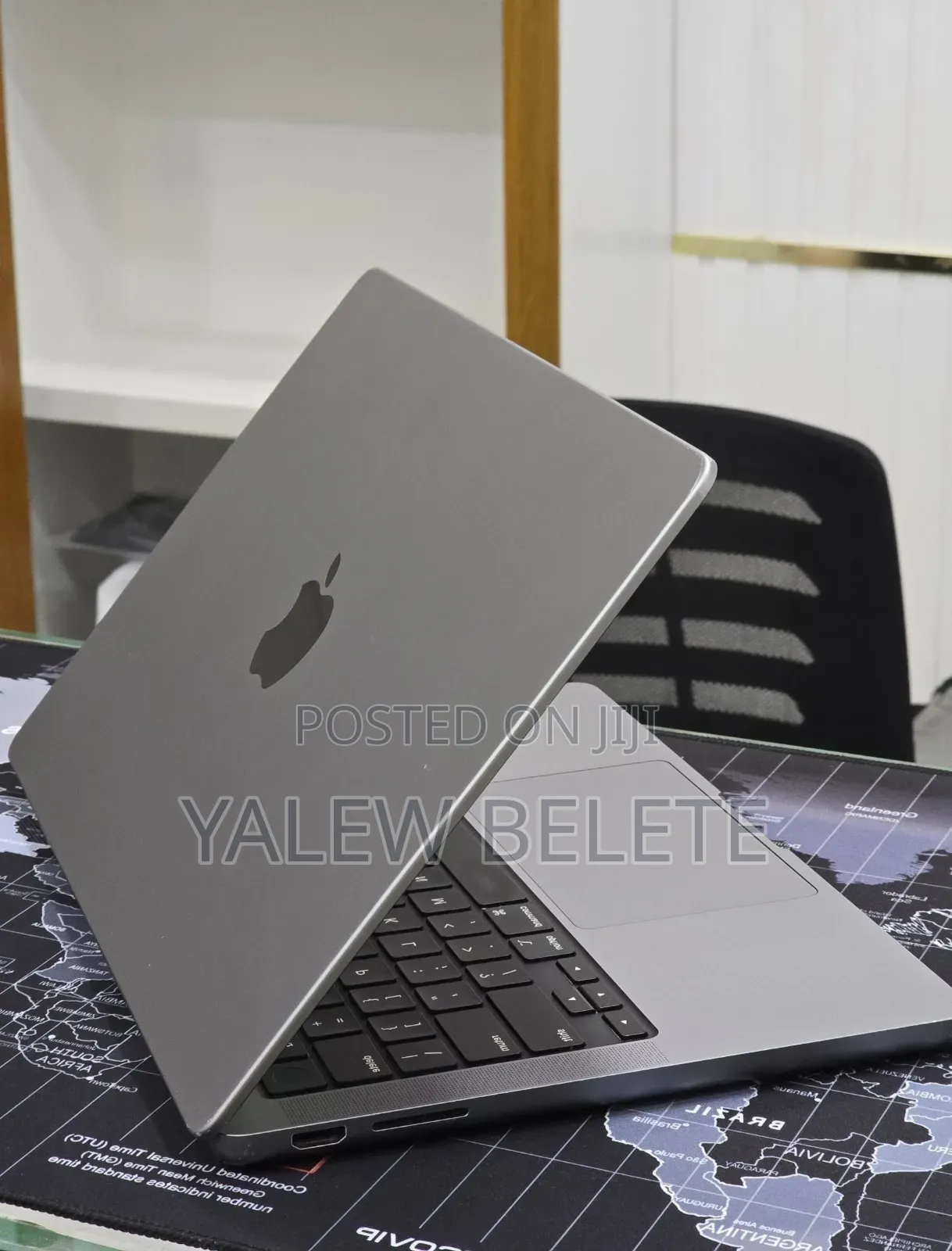 New Laptop Apple MacBook Pro 2023 M3 8GB Apple M3 SSD 512GB