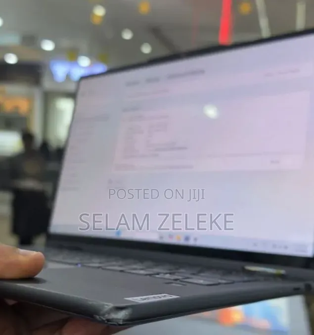 New Laptop Lenovo 16GB Intel Core Ultra 5 SSD 512GB