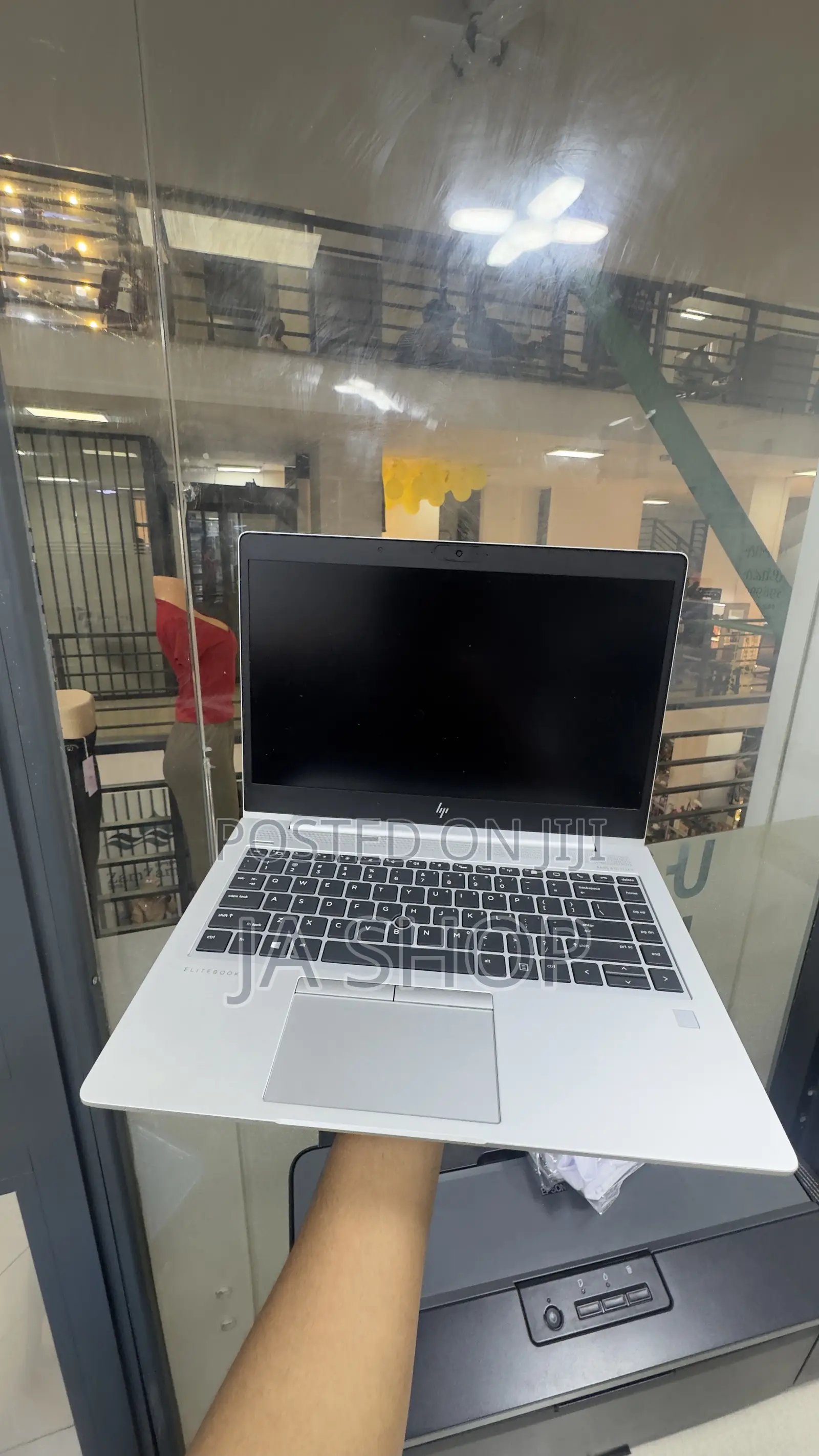 New Laptop HP EliteBook 840 16GB Intel Core i5 SSD 512GB