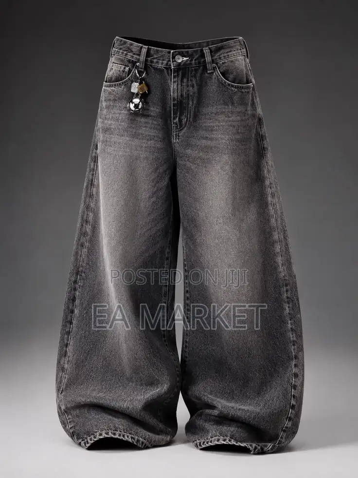 Women’s Baggy Jeans