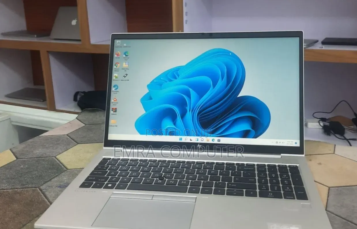 New Laptop HP EliteBook 850 G8 16GB Intel Core i7 SSD 512GB