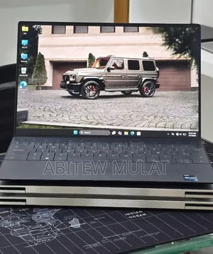 New Laptop Dell XPS 13 16GB Intel Core i7 SSD 512GB