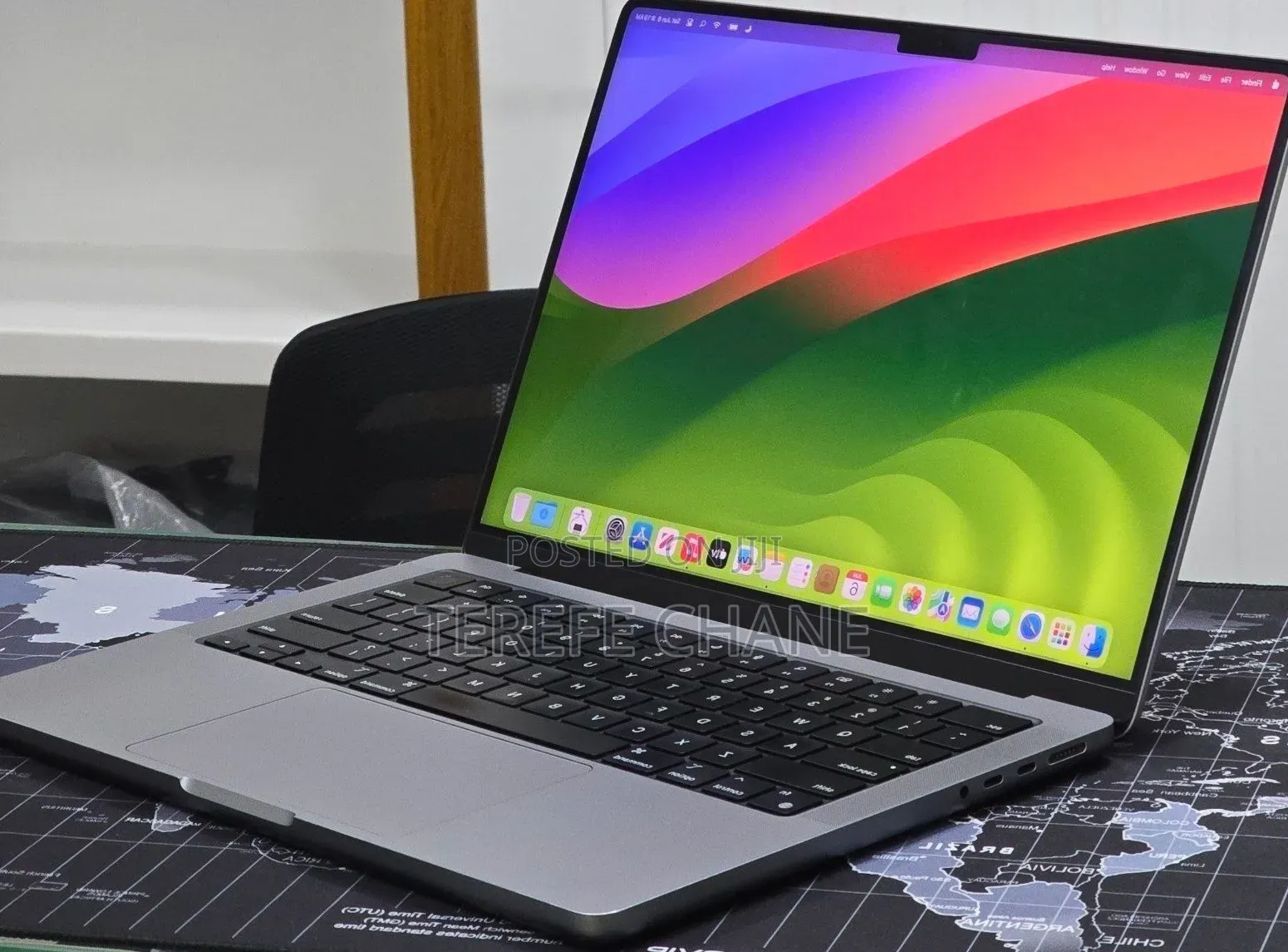 New Laptop Apple MacBook Pro 2023 M3 8GB Apple M3 Pro SSD 512GB