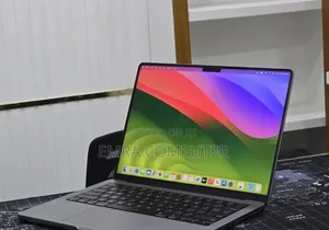New Laptop Apple MacBook Pro 2023 M3 8GB Apple M3 Pro SSD 512GB