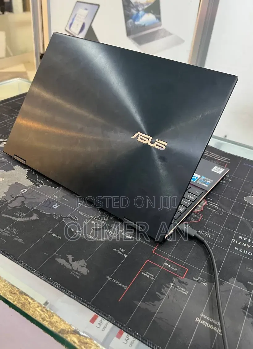New Laptop Asus ZenBook Flip 14 UX461UA 16GB Intel Core i7 SSD 512GB