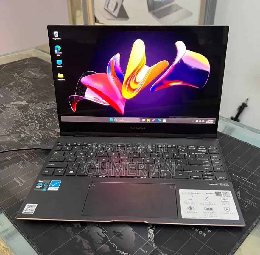 New Laptop Asus ZenBook Flip 14 UX461UA 16GB Intel Core i7 SSD 512GB