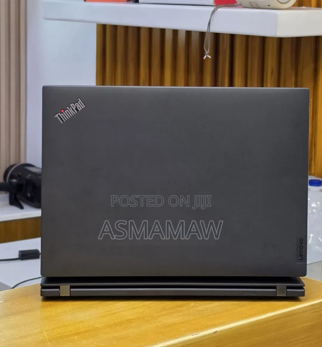 New Laptop Lenovo ThinkPad T14 16GB Intel Core i7 SSD 512GB