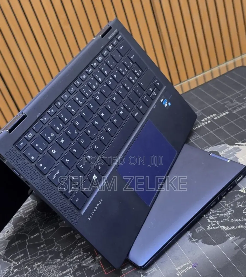 New Laptop HP Dragonfly G2 16GB Intel Core i7 SSD 512GB