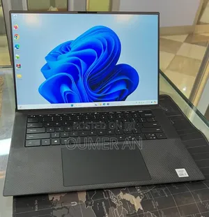 New Laptop Dell XPS 15 16GB Intel Core i7 SSD 512GB