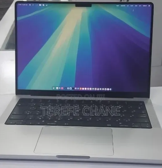 New Laptop Apple MacBook Pro 2024 M4 16GB Apple M4 Pro SSD 512GB