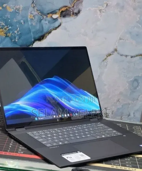 New Laptop HP OmniBook Ultra Flip 16" 32GB Intel Core Ultra 9 SSD 2T