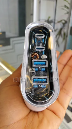 Momax 1-Charge Flow 4-Port GaN Charger 80w