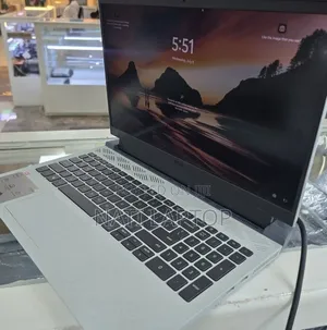 New Laptop Dell 16GB Intel Core i7 SSD 512GB