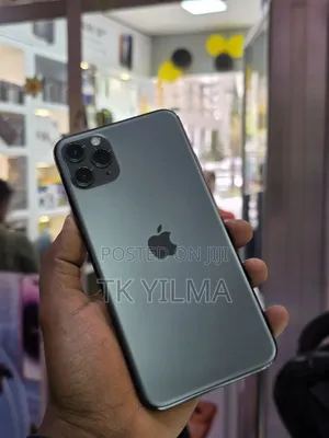 New Apple iPhone 11 Pro Max 256 GB Gray