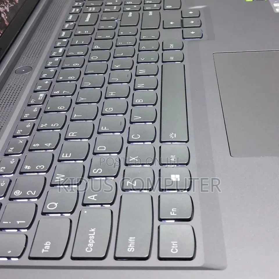 New Laptop Lenovo Legion 5 16GB AMD Ryzen 7 SSD 1T
