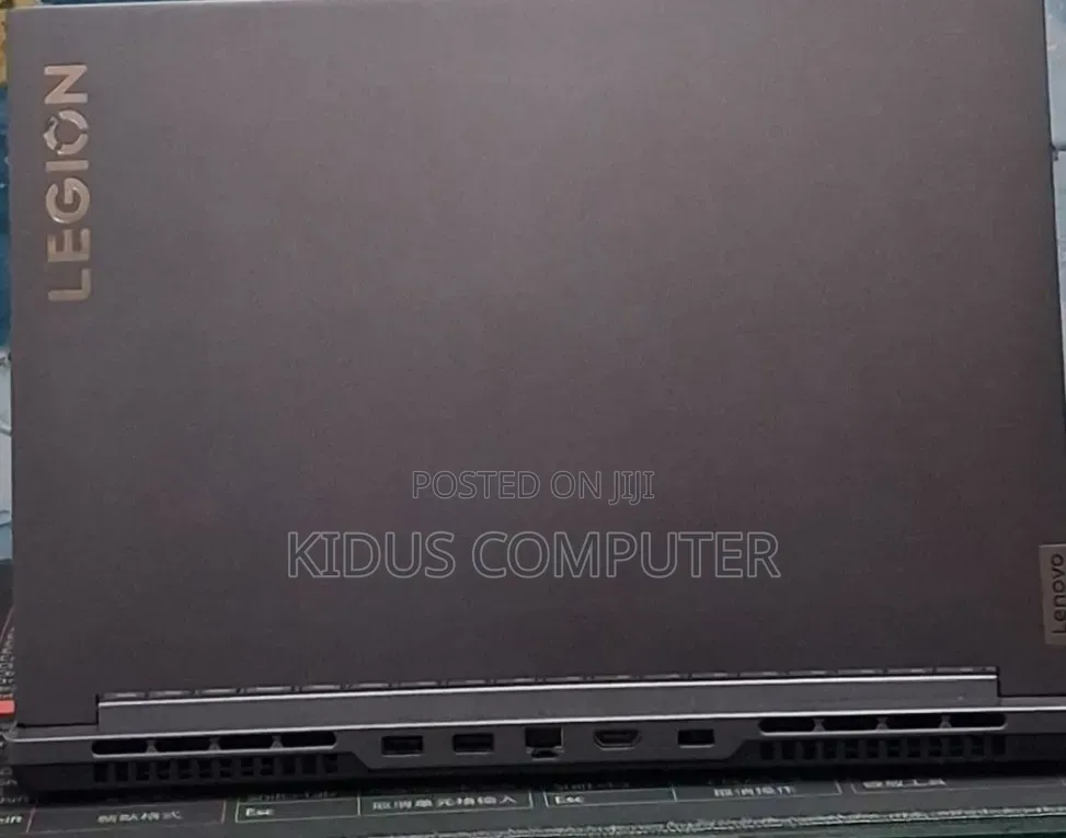 New Laptop Lenovo Legion 5 16GB AMD Ryzen 7 SSD 1T