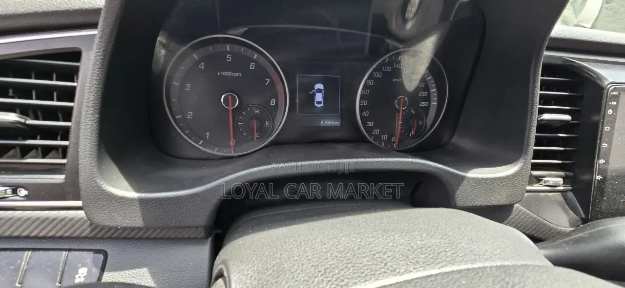 Hyundai Avante 2017 Blue