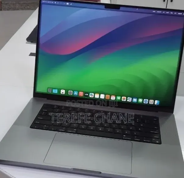 New Laptop Apple MacBook Pro 2021 M1 Max 32GB Apple M1 Max SSD 1T