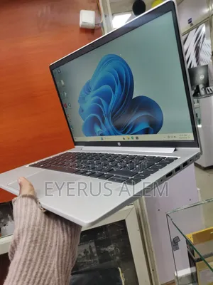 New Laptop HP ProBook 445 G9 16GB AMD Ryzen 5 SSD 512GB