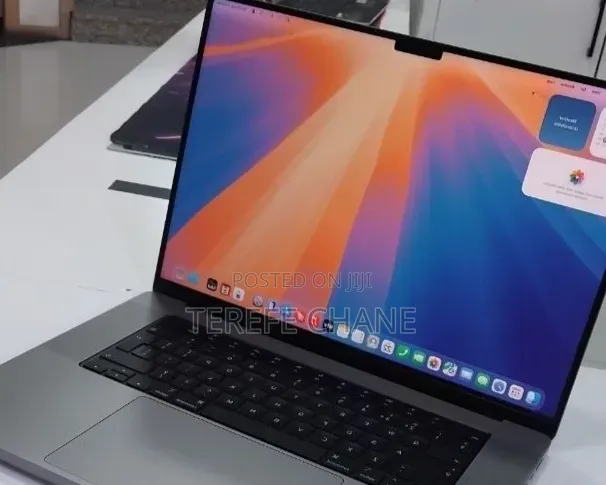 New Laptop Apple MacBook Pro 2021 M1 Max 64GB Apple M1 Max SSD 1T