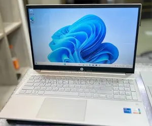 New Laptop HP Pavilion 15 8GB Intel Core i5 SSD 512GB