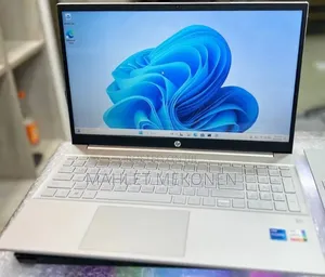 New Laptop HP Pavilion 15 8GB Intel Core i5 SSD 512GB