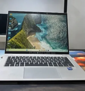 New Laptop HP EliteBook 840 G9 16GB Intel Core i7 SSD 512GB
