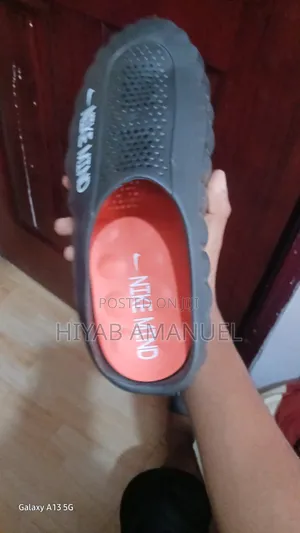 Nike Mind Slippers
