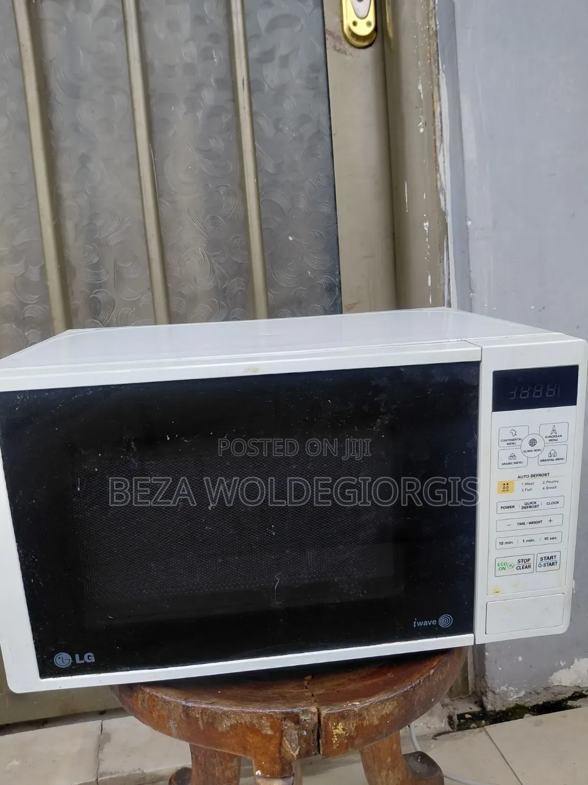 Microwave Oven