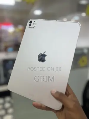 New Apple iPad Pro 11 (2025) 256 GB Silver
