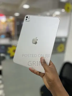 New Apple iPad Pro 11 (2025) 256 GB Silver