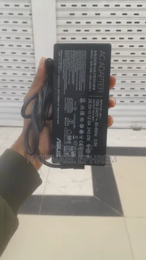 ASUS Gaming Charger 240W