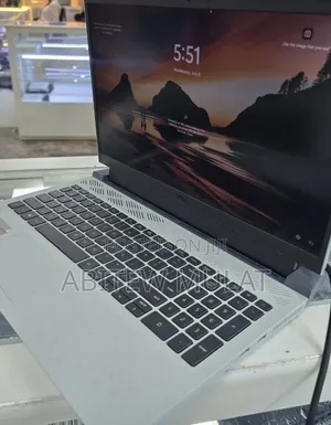 New Laptop Dell G15 5511 16GB Intel Core i7 SSD 512GB
