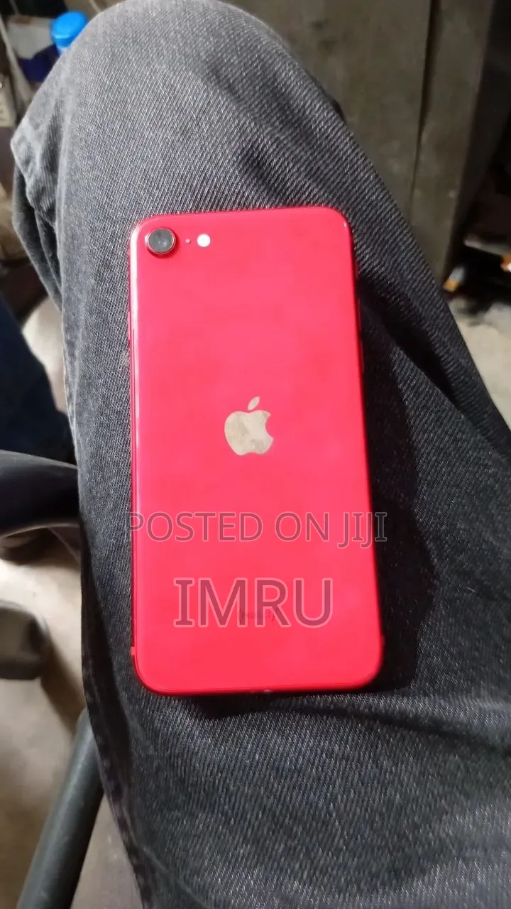 Apple iPhone SE (2020) 128 GB Red